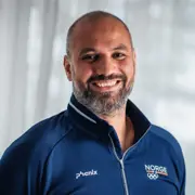 Marco Elsafadi - <p>En prisvinnende foredragsholder og ildsjel som alltid treffer publikum. Han er opptatt av viktigheten av gode relasjoner og bistår mange bedrifter med økt arbeidsglede og bedre resultater.</p>